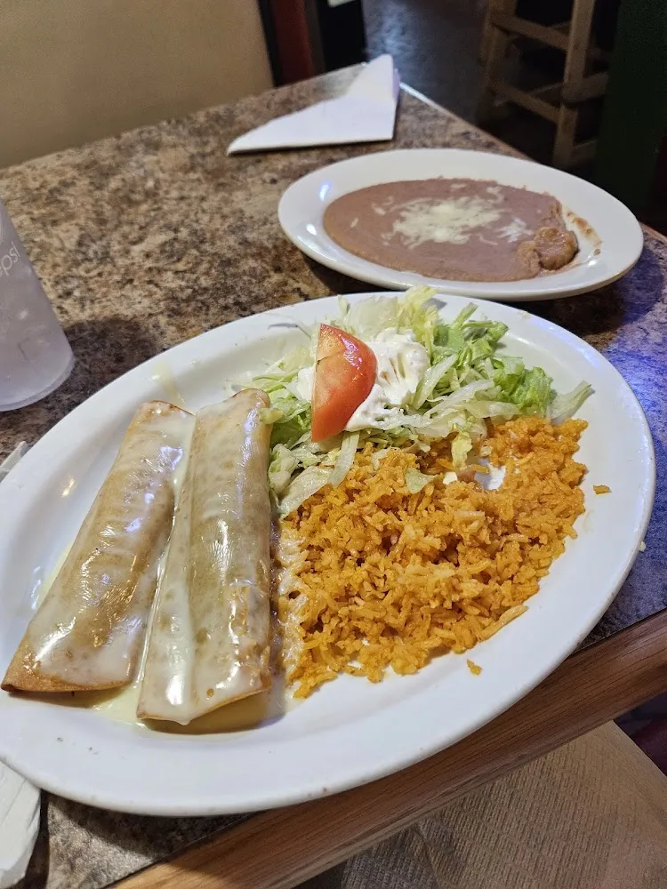 Taquitos Mexicanos with Rice and Frijoles